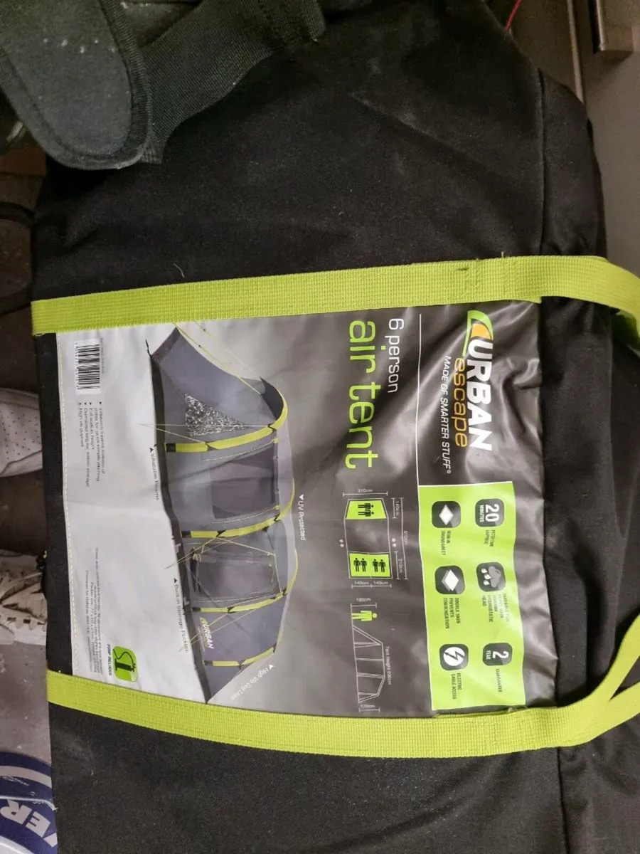 6 person air tent - Image 2