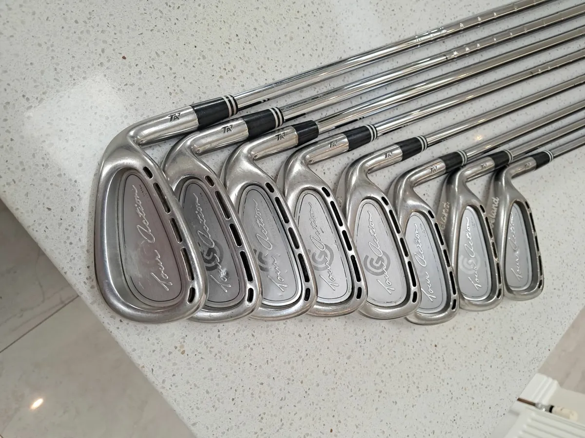 Golf clubs - Image 1