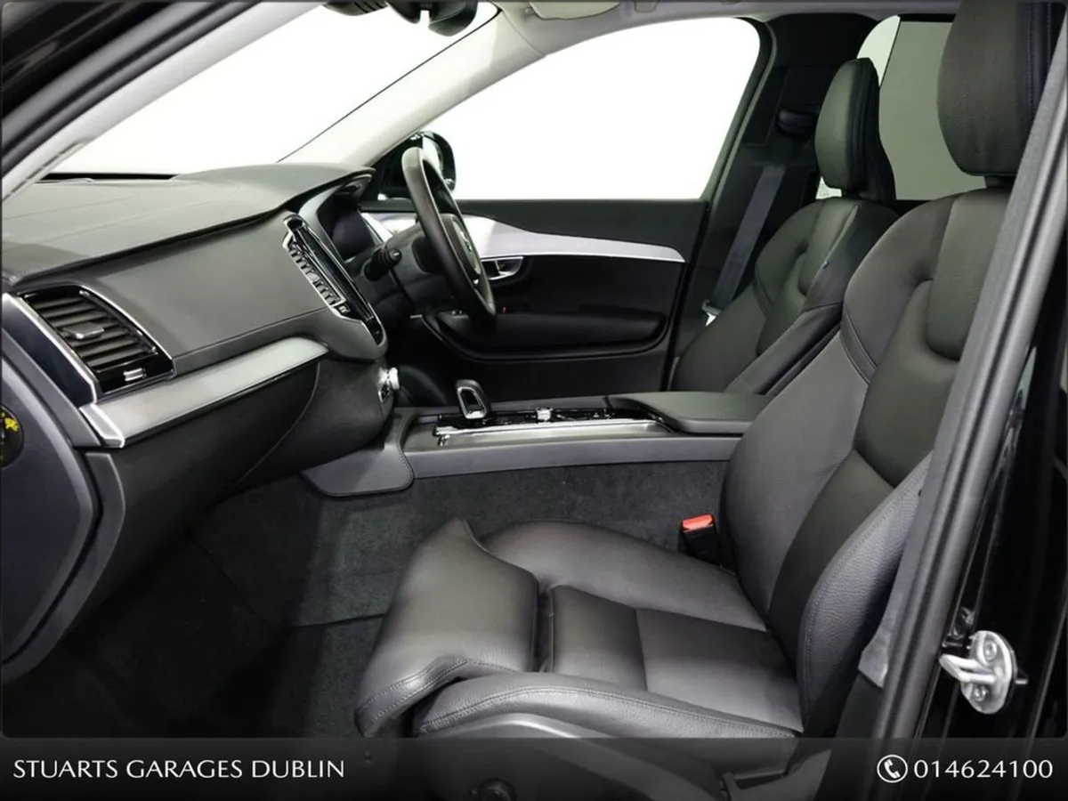 Volvo XC90 Onyx Black  Charcole Leather  20 Alloy - Image 3