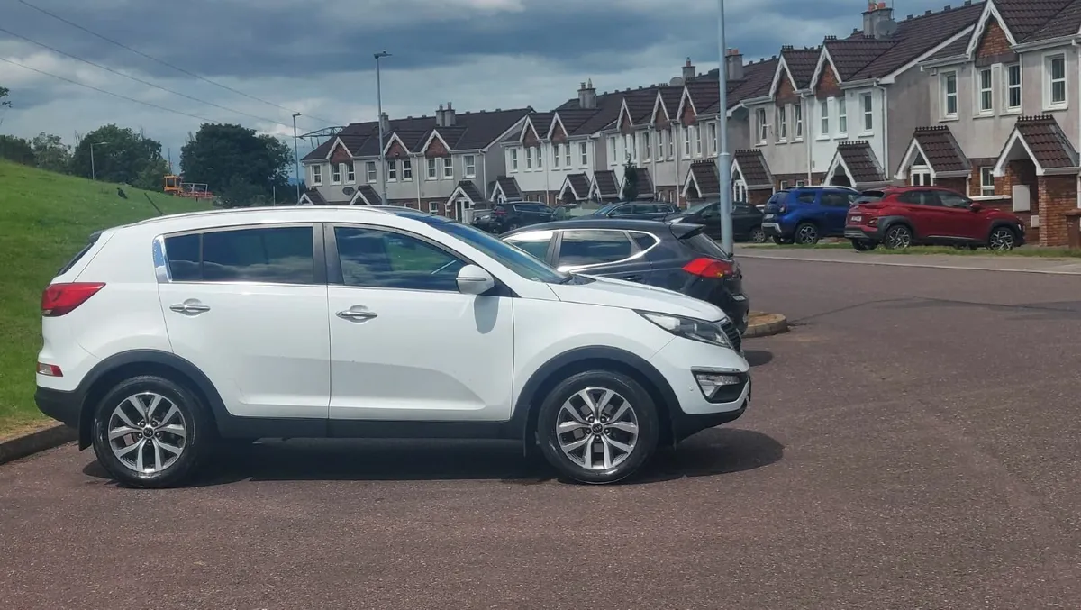 Kia Sportage 2015 - Image 2