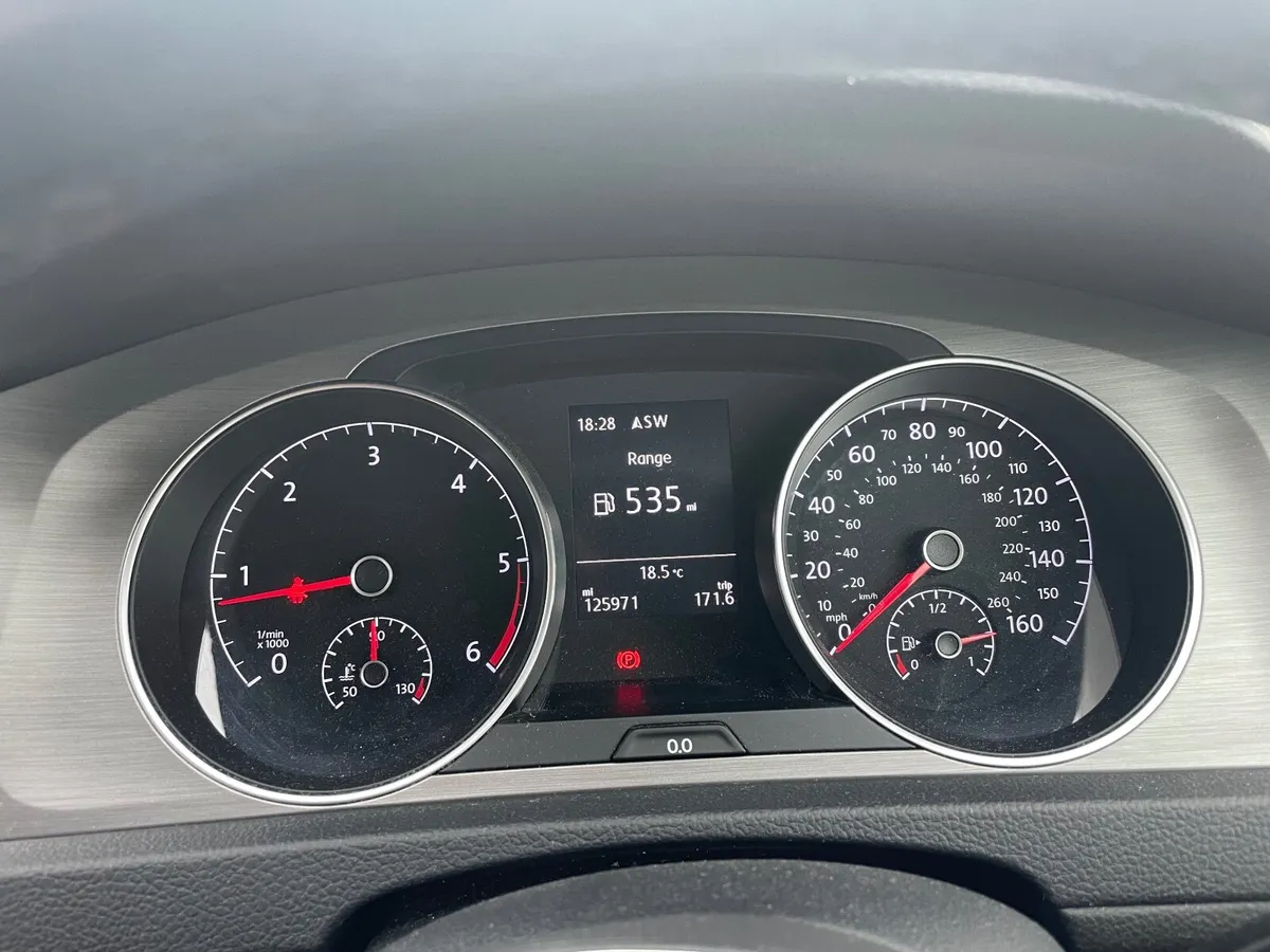 VOLKSWAGEN GOLF TDI 2017 NEW NCT - Image 3