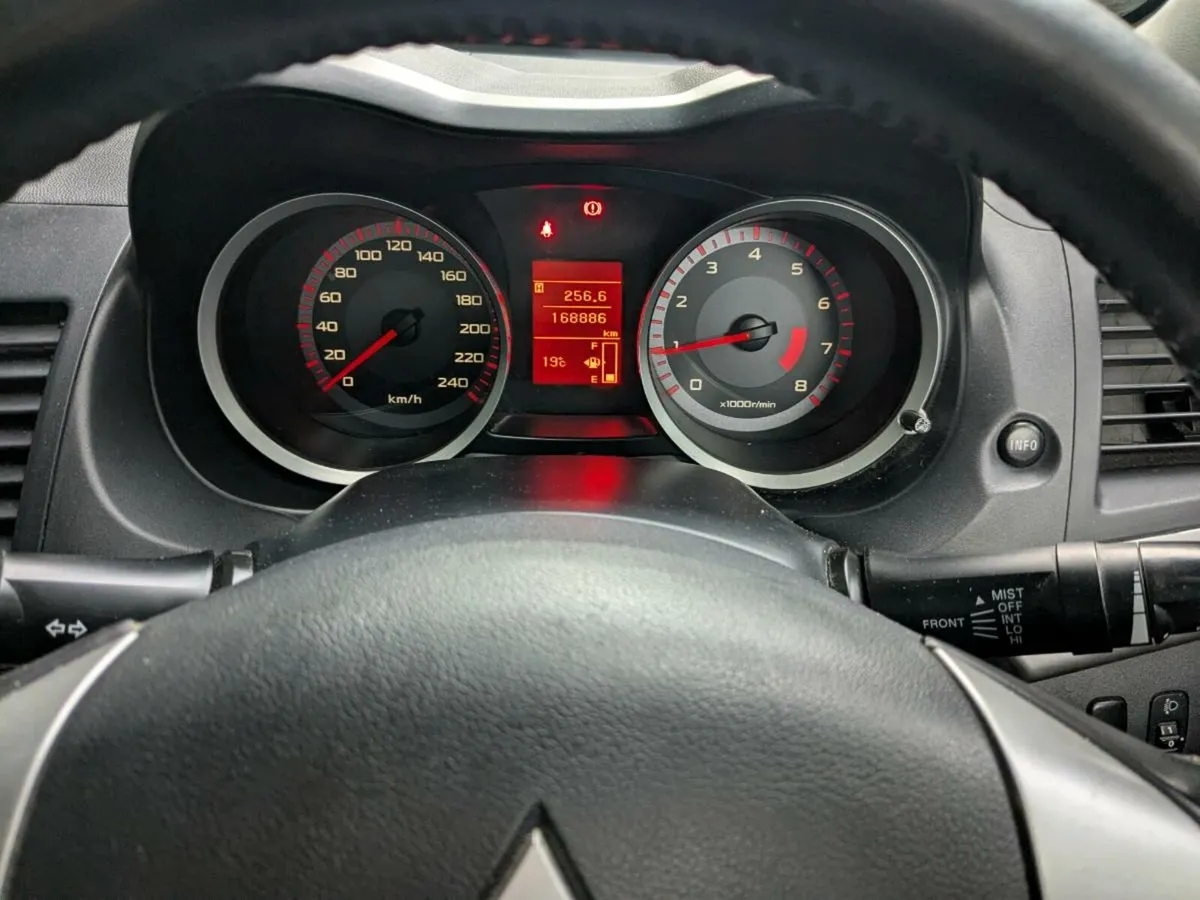 2011 Mitsubishi Lancer 1.5 Mivec NCT 02/26 - Image 4