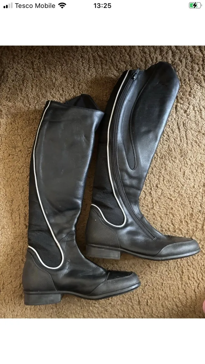 Size 5 riding boots - Image 4