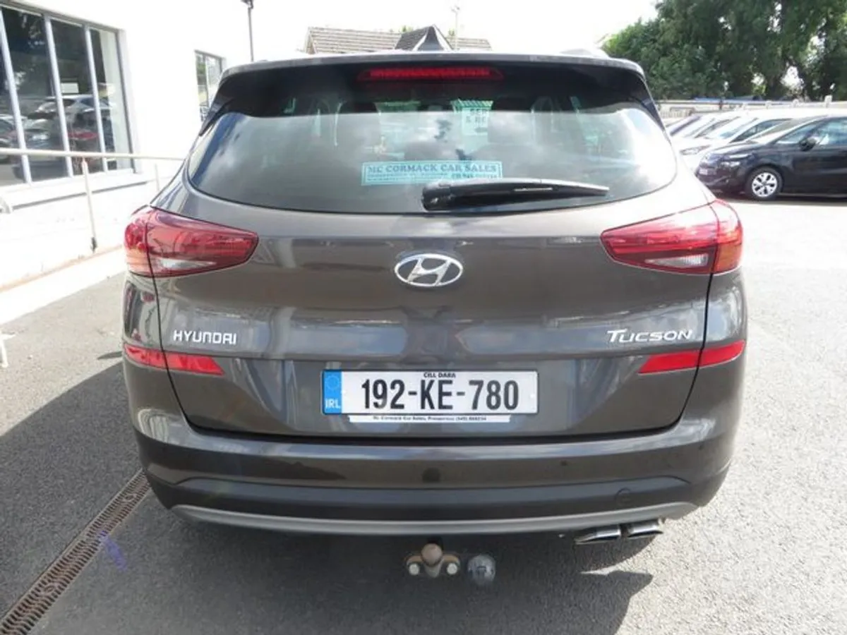 Hyundai Tucson Executive 5DR - Image 4