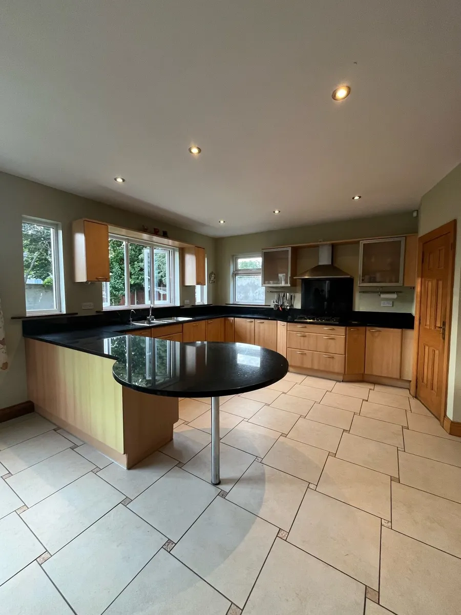 Kitchen - Image 1
