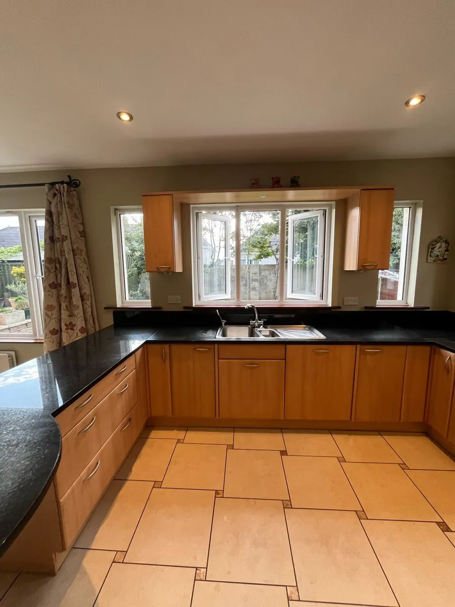 Kitchen - Image 3