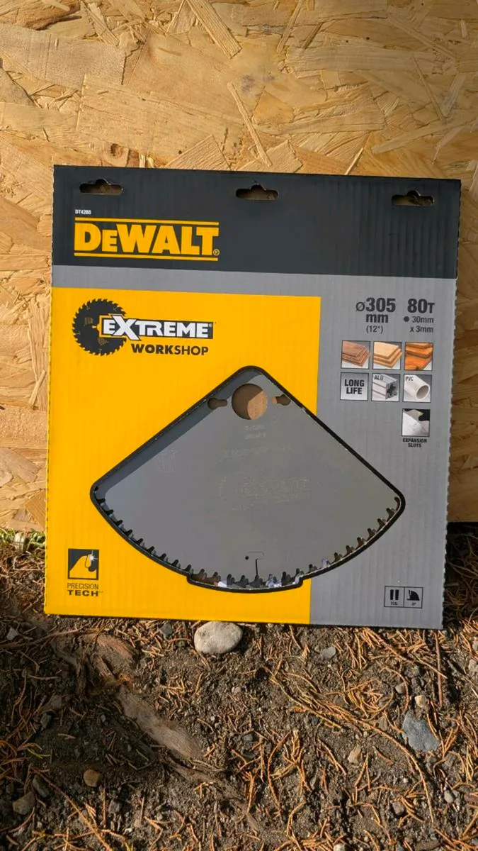 DeWalt Extreme Workshop 305mm 80 Tooth Blade - New - Image 1