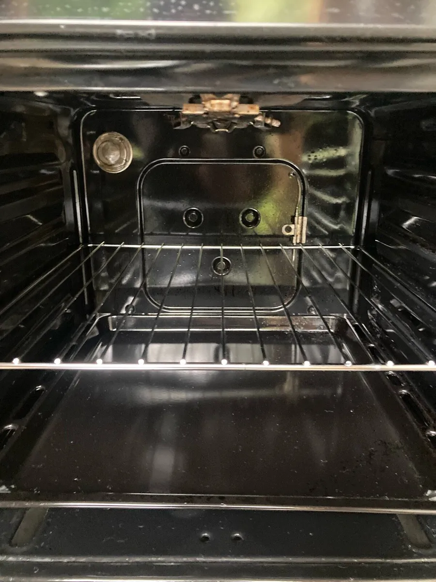 Indesit gas cooker. - Image 4