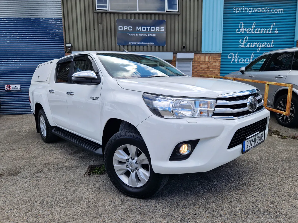 Toyota Hilux SR5 2020 - Image 1