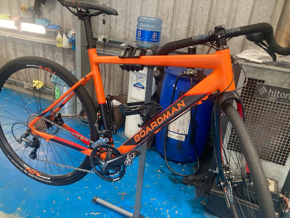 Boardman X7 ADV gravel bike. - Image 2