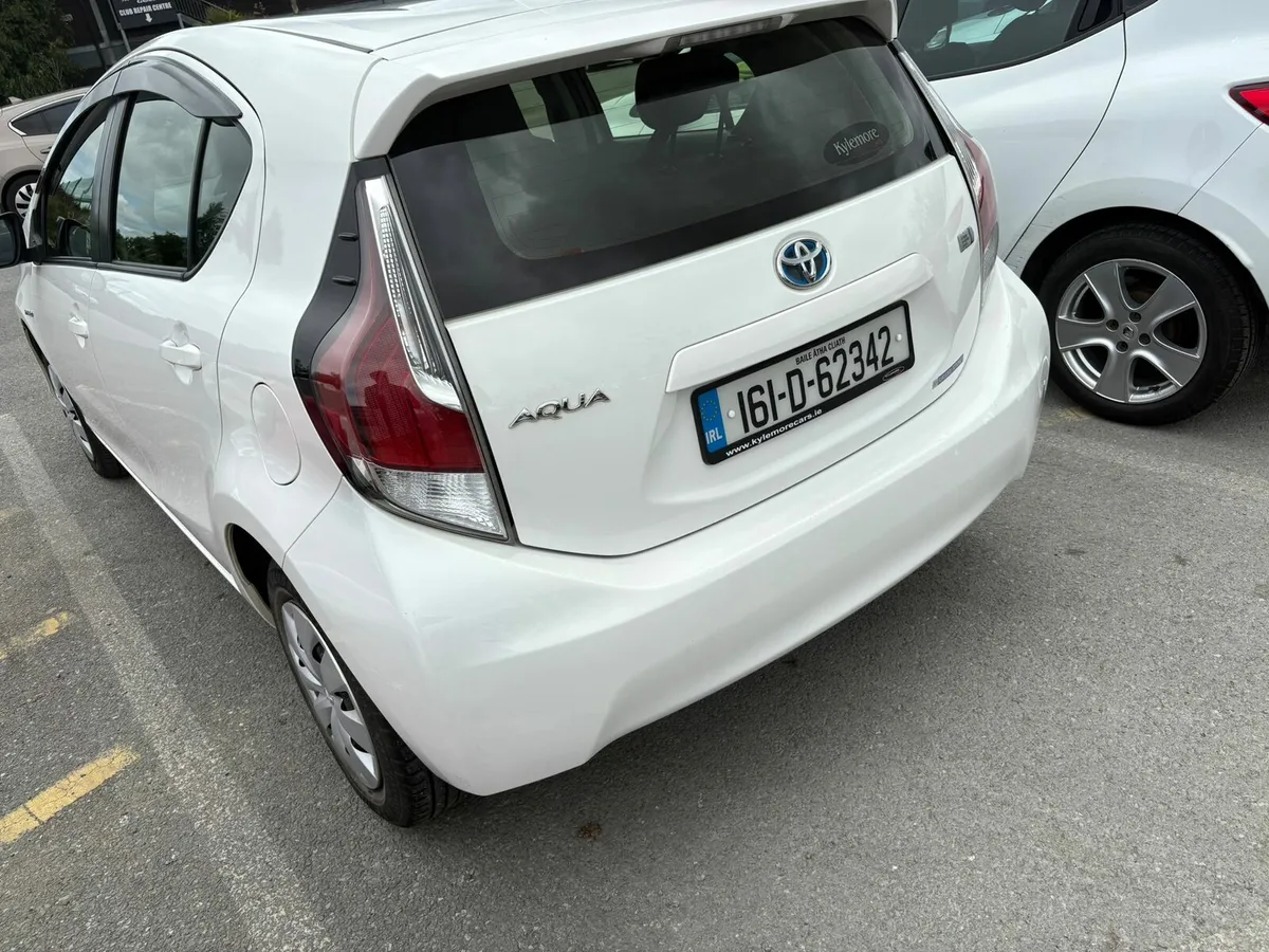 Toyota agua - Image 4