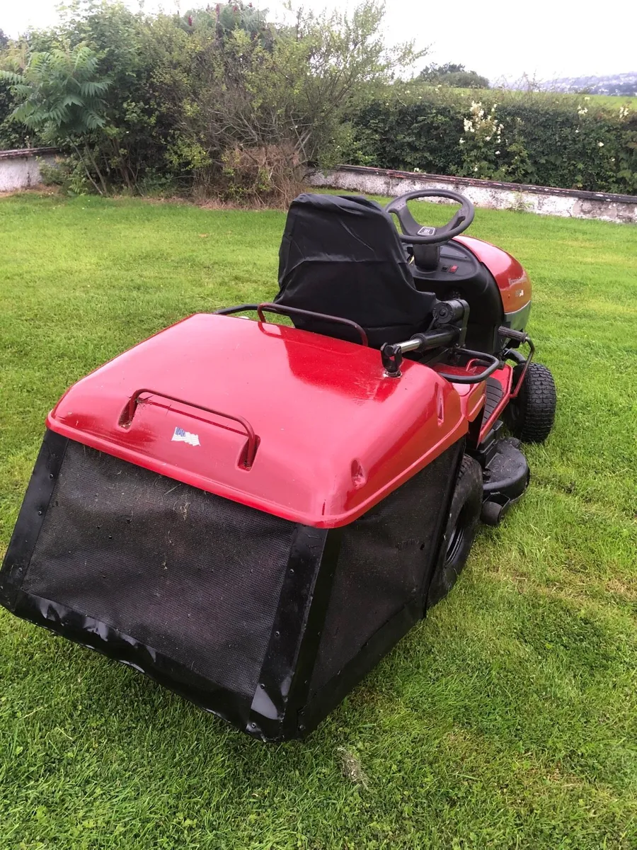 Ride on mower - Image 4