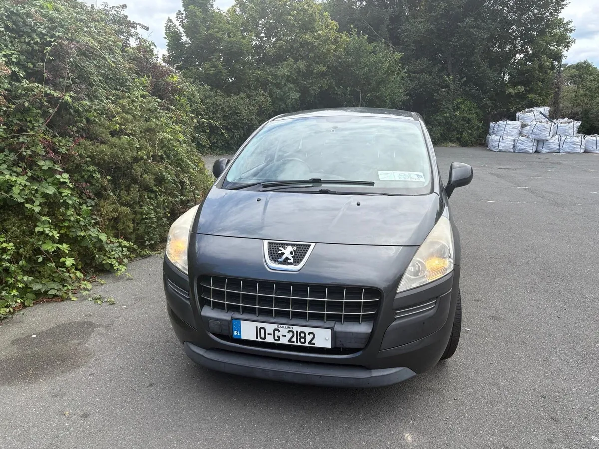Peugeot 3008 2010 - Image 1