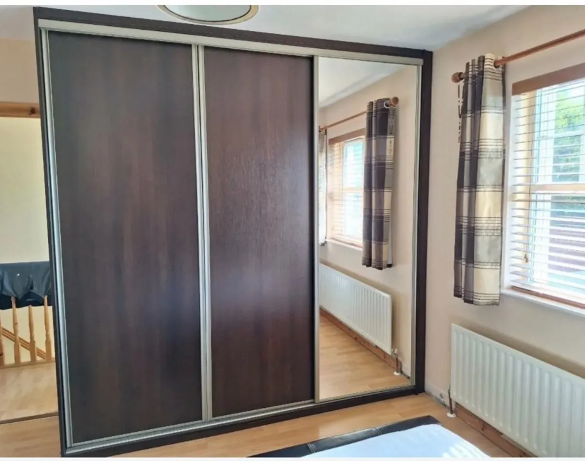 SLIDER ROBES WITH MIRROR AND DRAWERS - Image 1