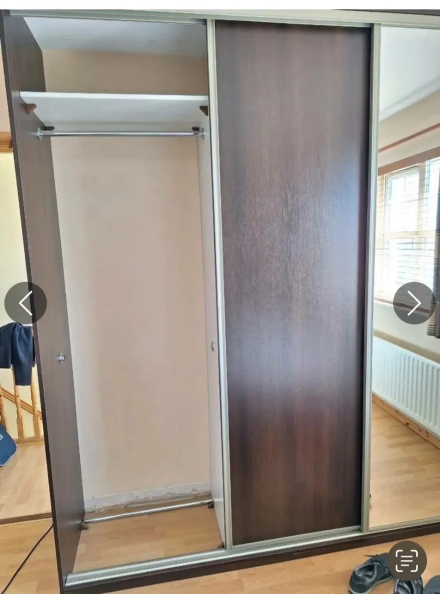 SLIDER ROBES WITH MIRROR AND DRAWERS - Image 4