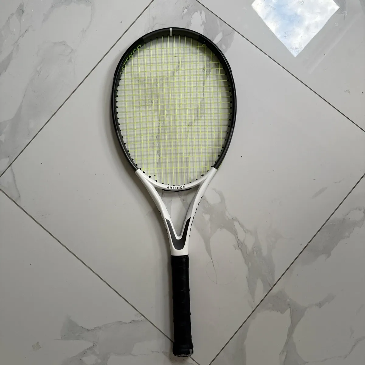 Tennis Racket - Image 3