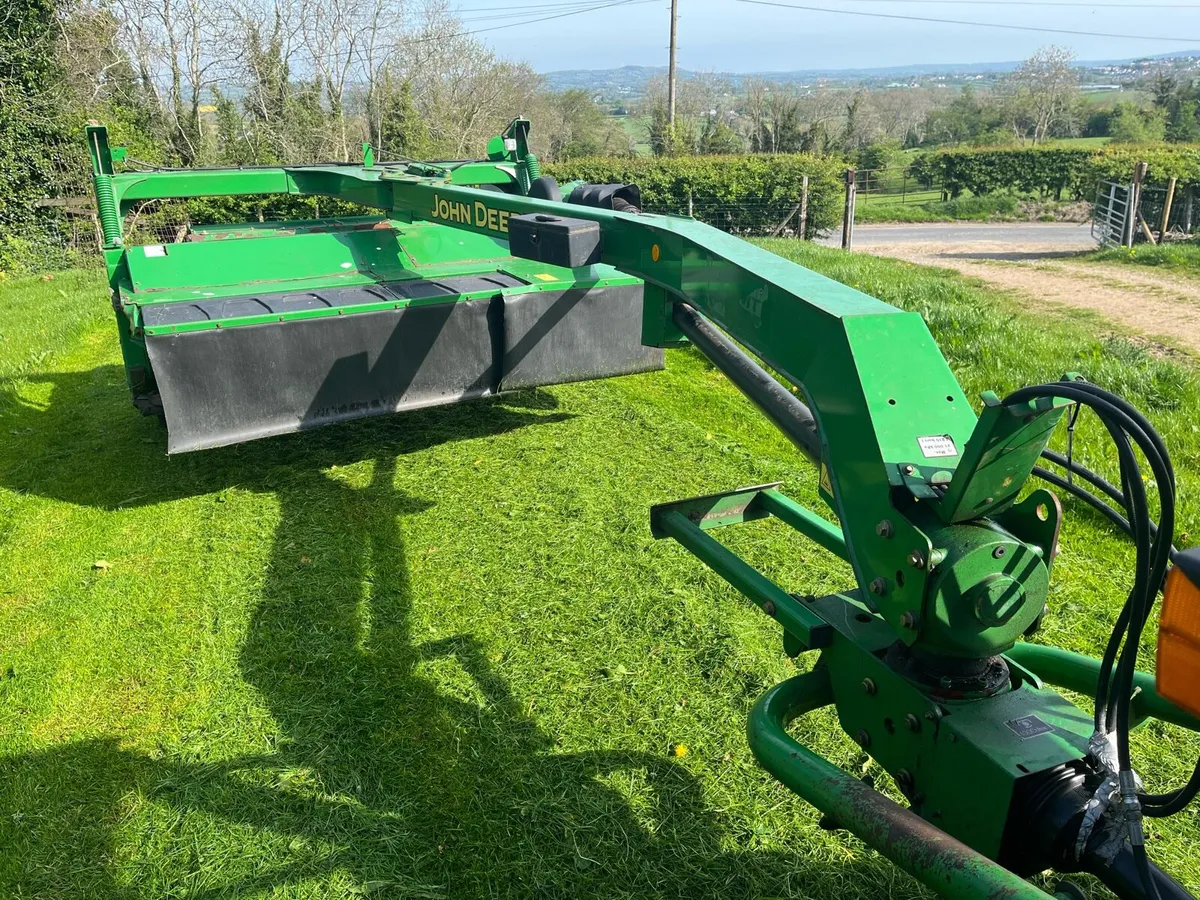 John Deere 530 mower - Image 1