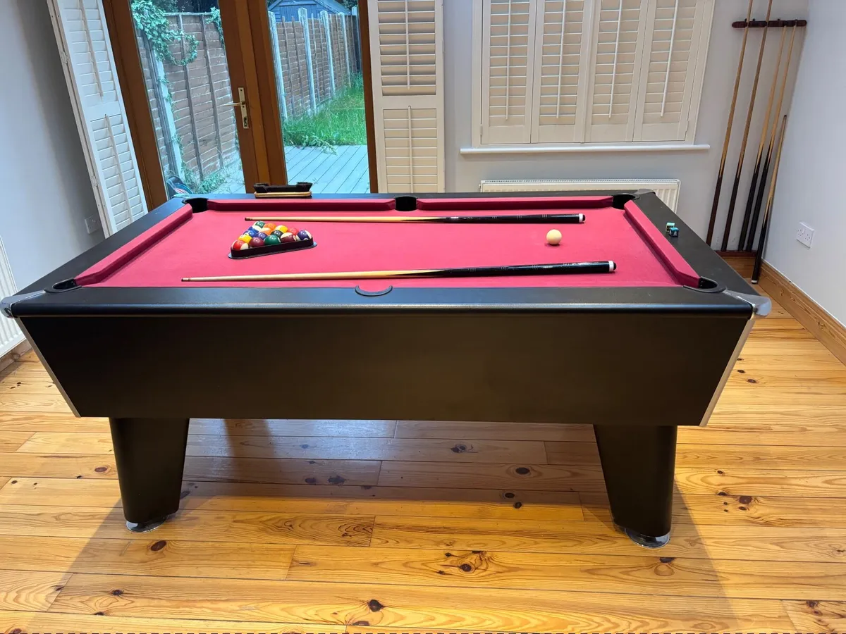 Pool table - Image 4
