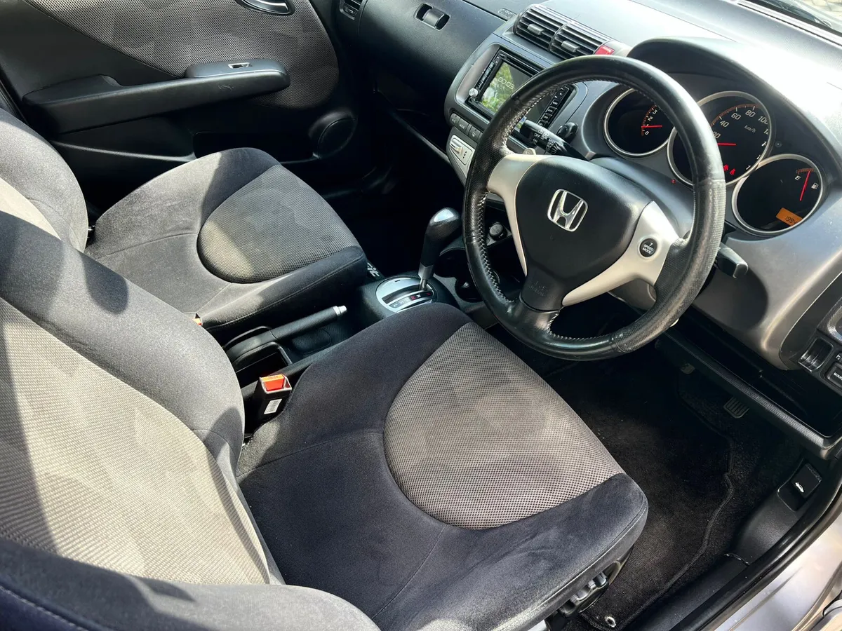Honda Fit 2007 Automatic 1.5 Petrol new nct 3/26 - Image 4