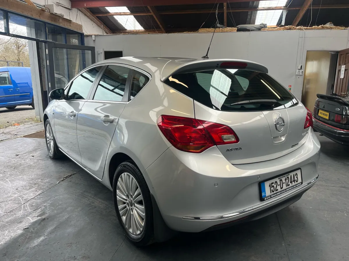 Opel Astra 2015 - Image 3