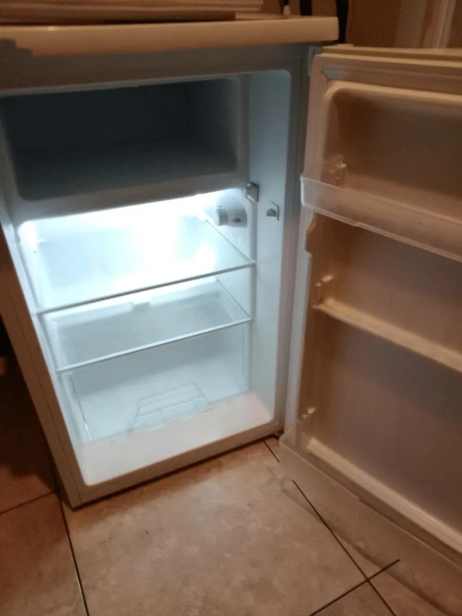 Bush fridge freezer - Image 2