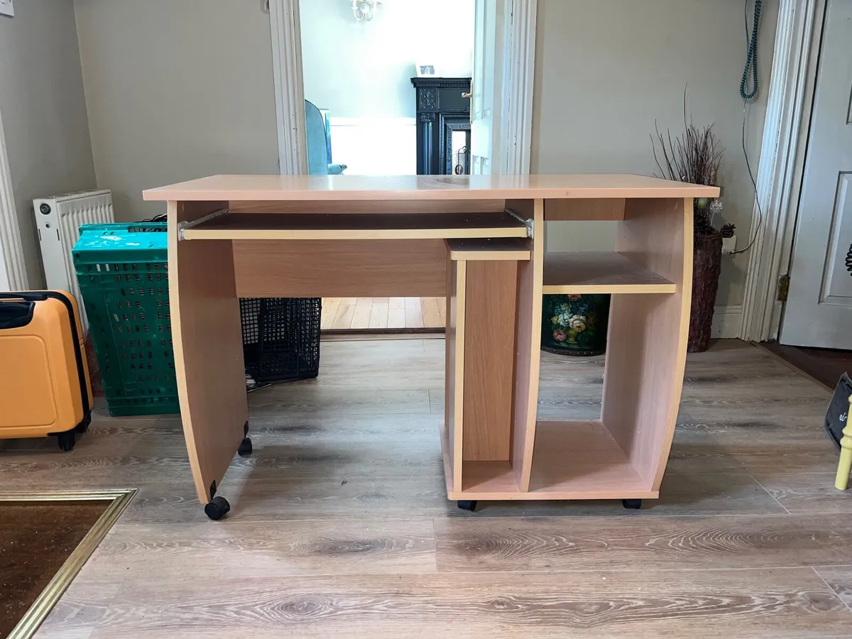 Desk - Image 2