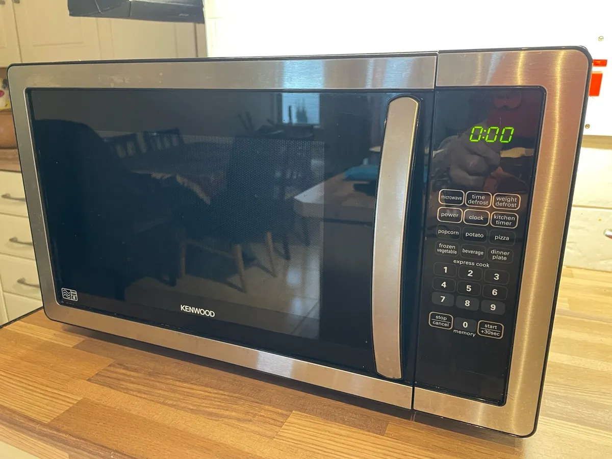 Kenwood Microwave - Image 2