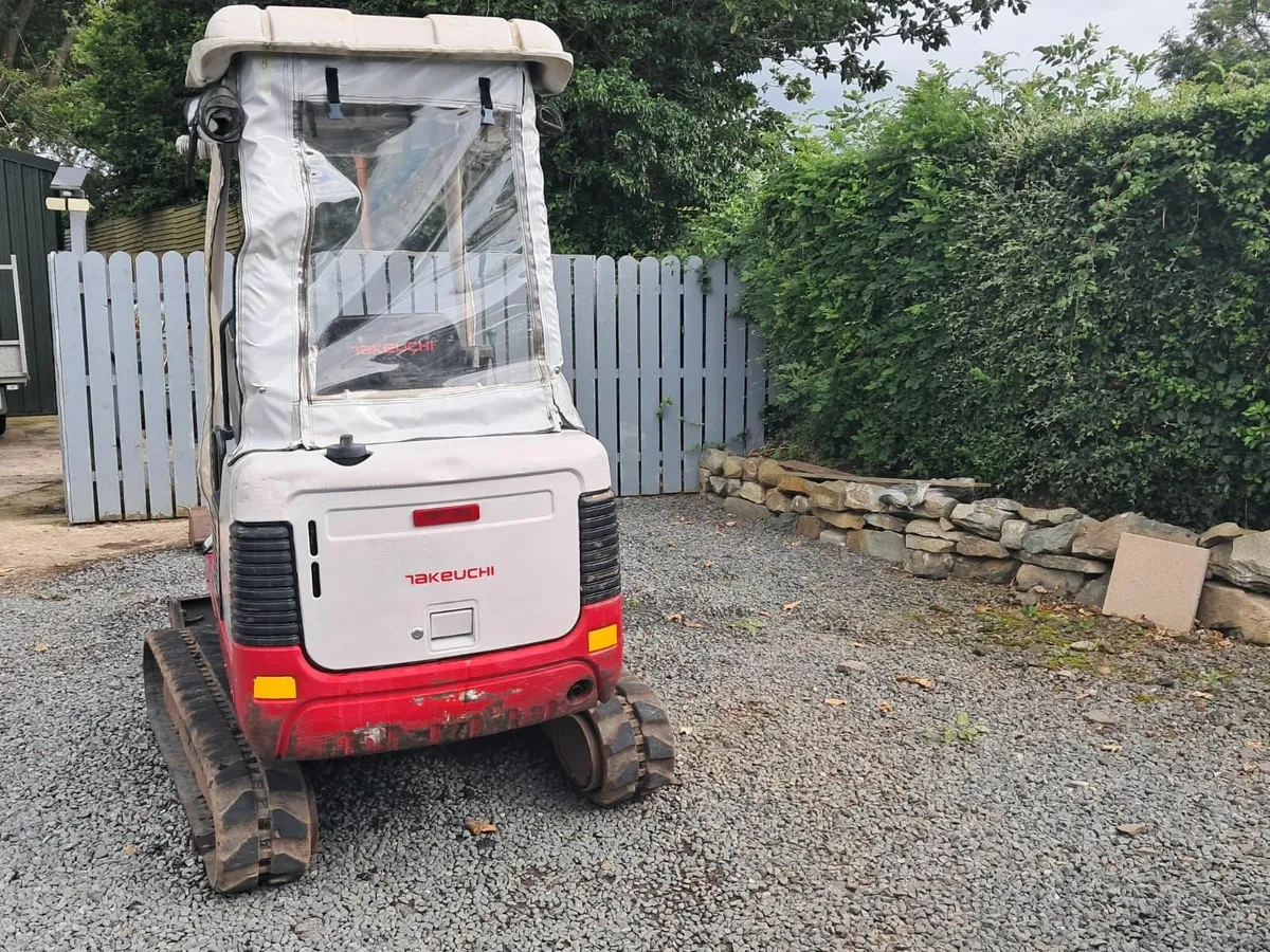 Takeuchi Digger TB016 - Image 2