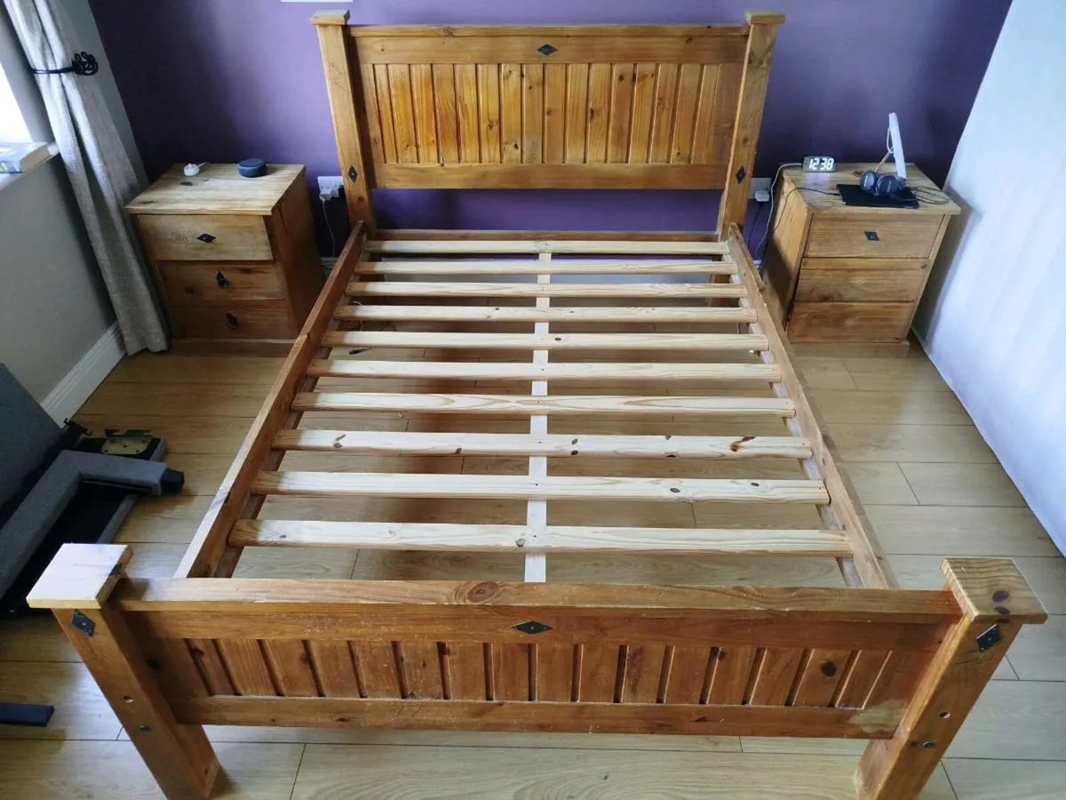 Mexican pine Bedroom set - Image 1