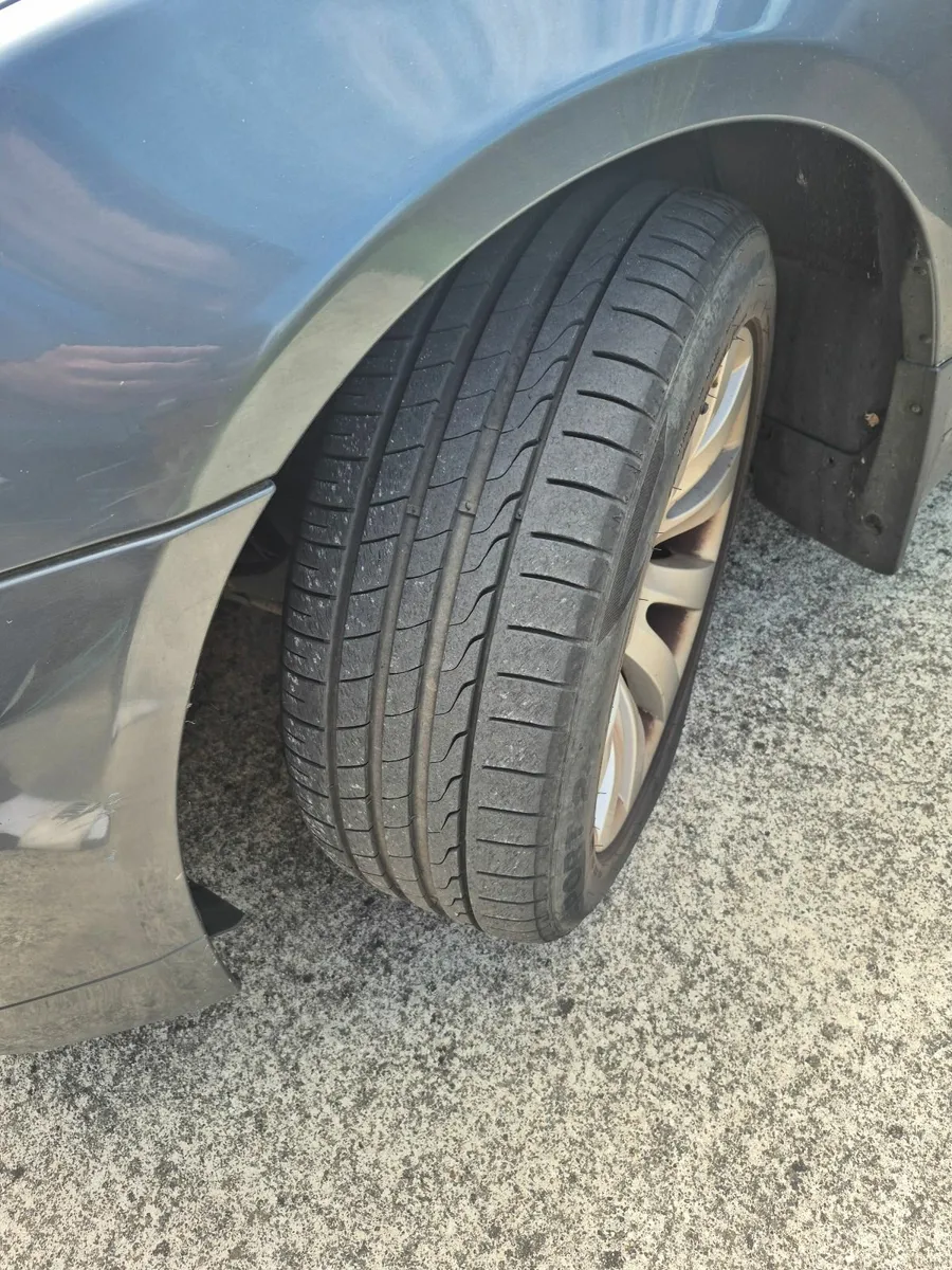 BMW 5-Series 2007 - Image 4