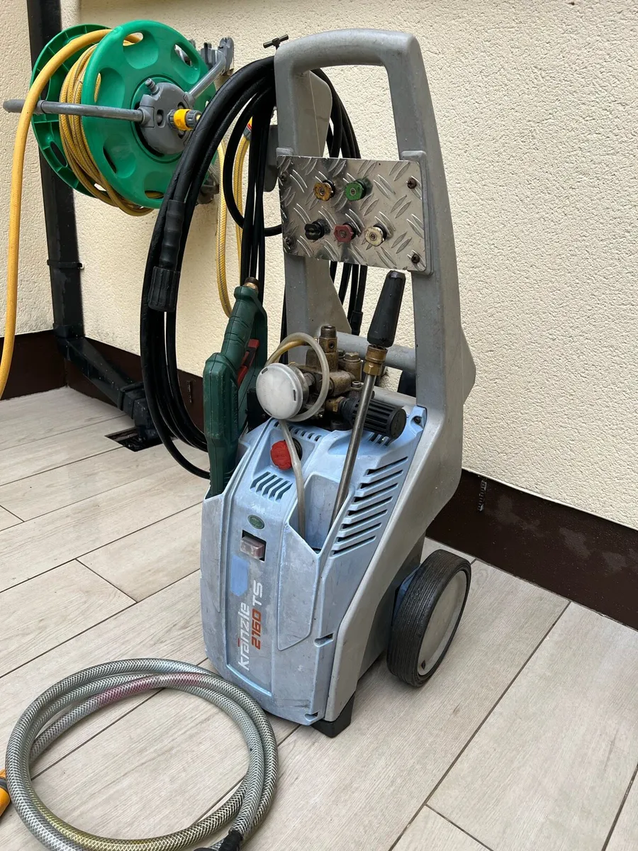 Pressure washer - Image 1