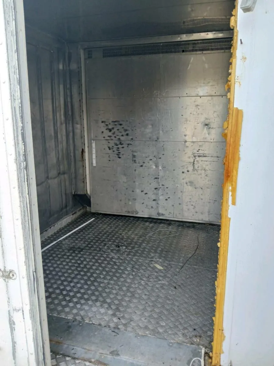 Container - Image 4