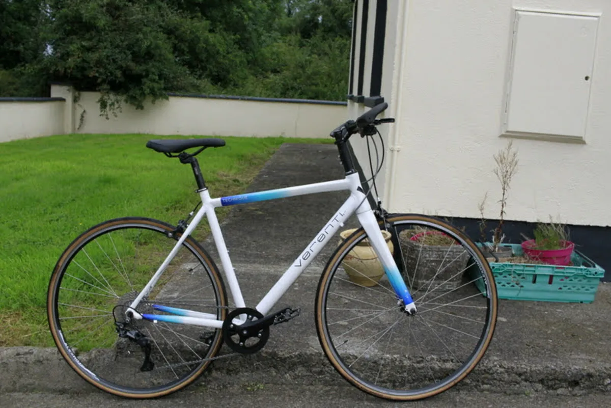 Road Bike - Image 3