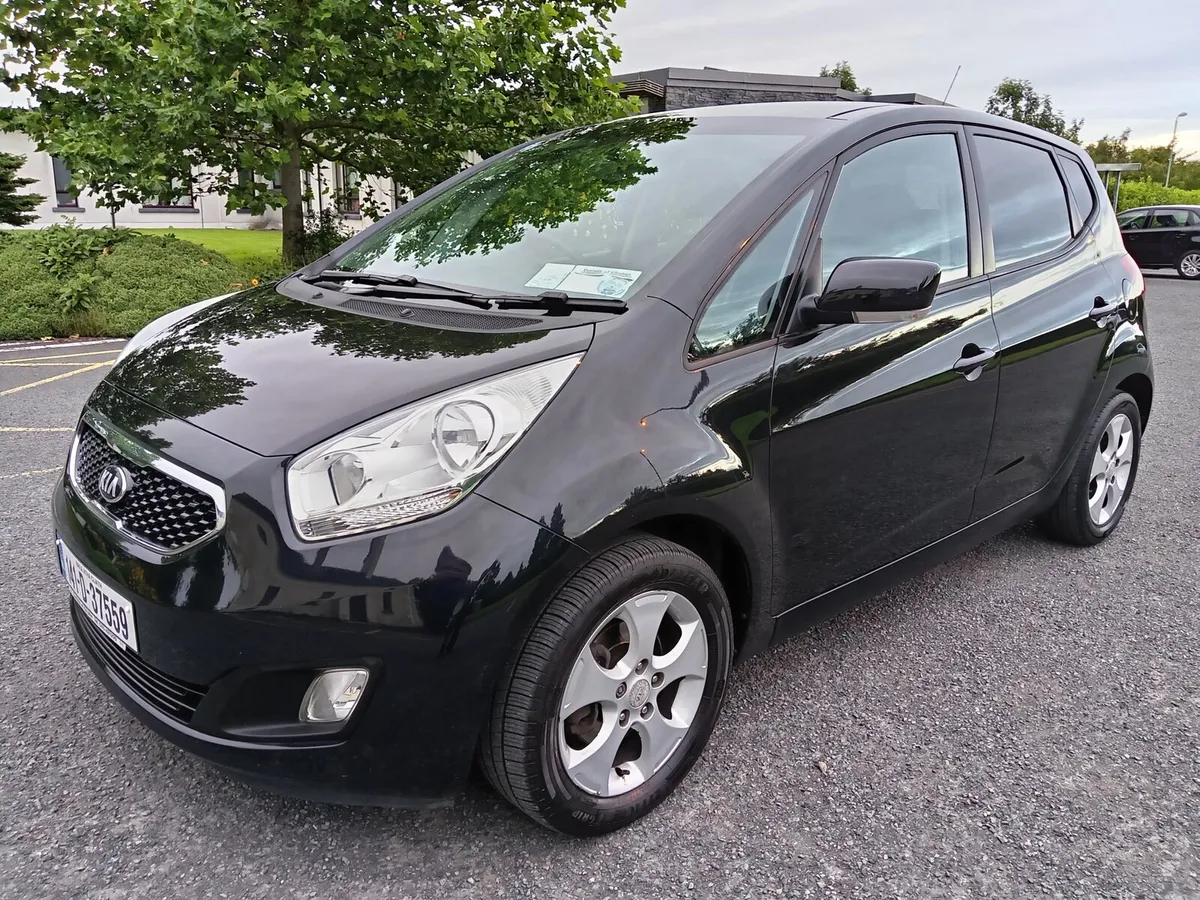 14 KIA VENGA DIESEL NEW NCT 07/26 LOW MILES!! - Image 1
