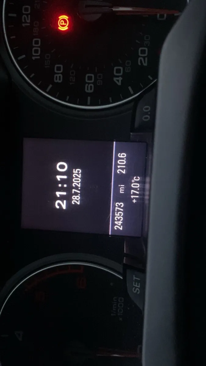 Audi A4 - Image 4