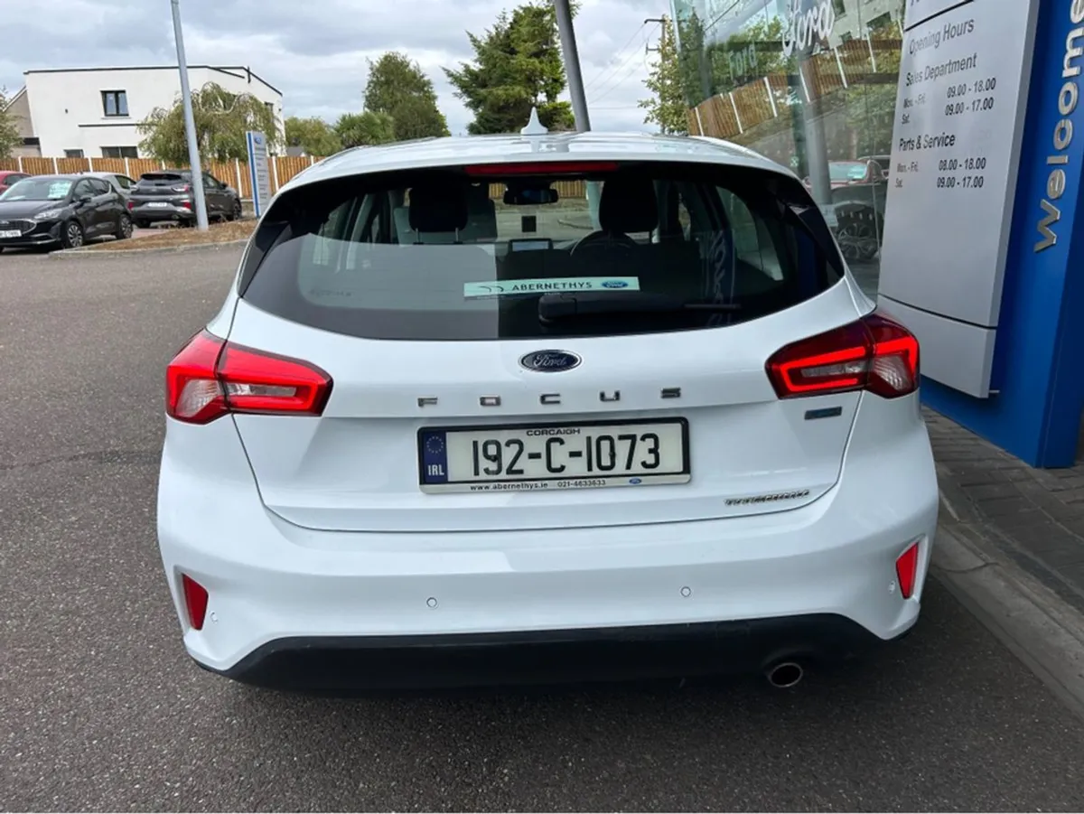 Ford Focus Titanium 1.0 Ecoboost 12 125 4DR - Image 3