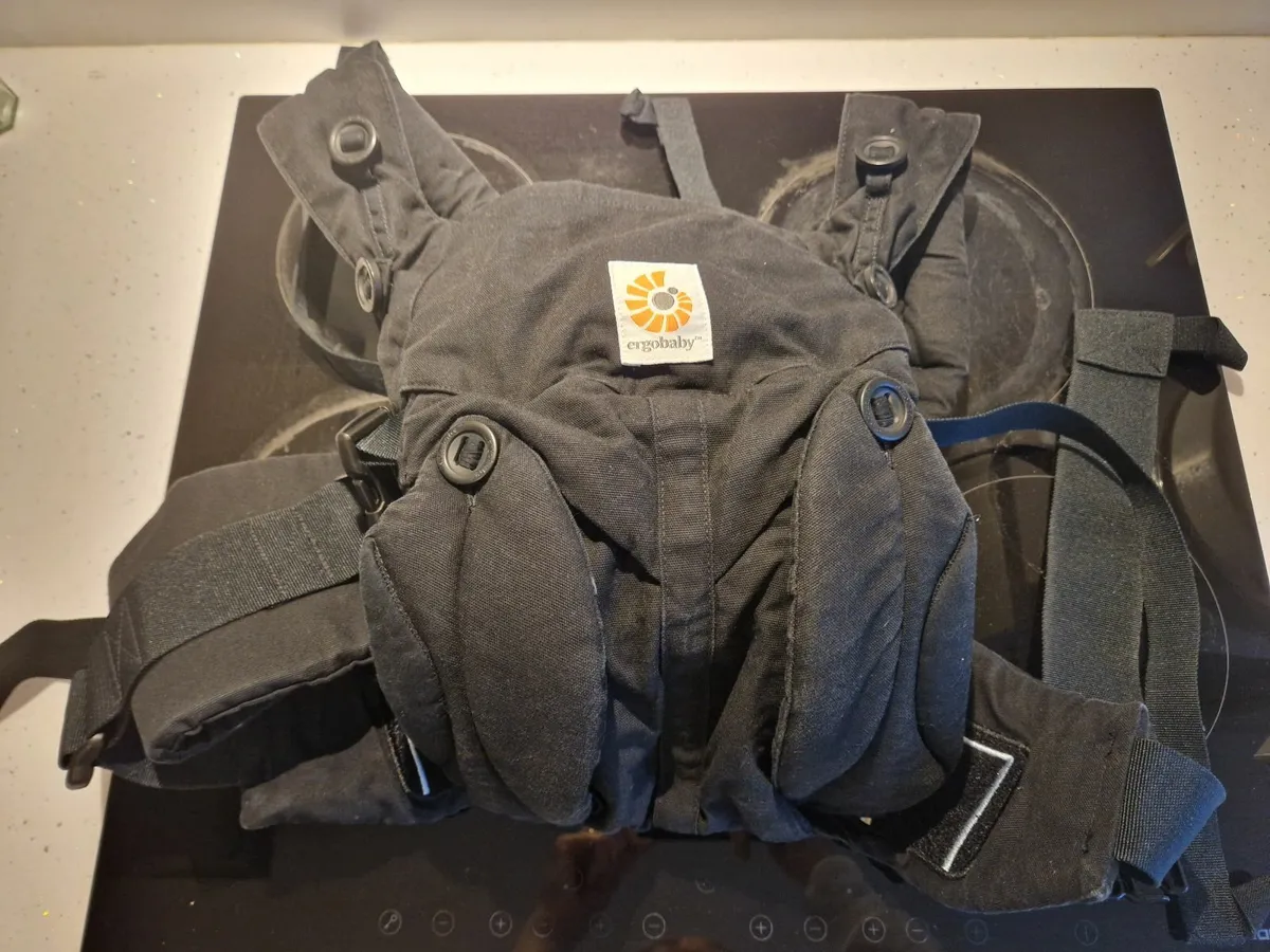 Ergobaby 360 sling - Image 2
