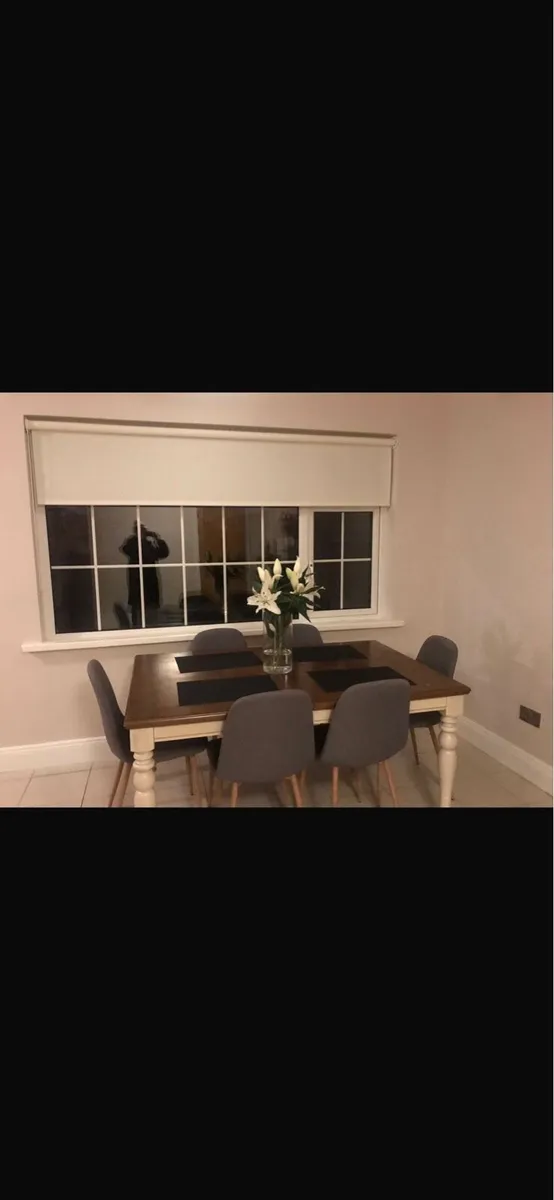 Solid Oak Dining Table - Image 1
