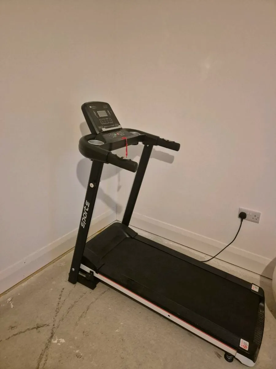 Treadmill - Image 1