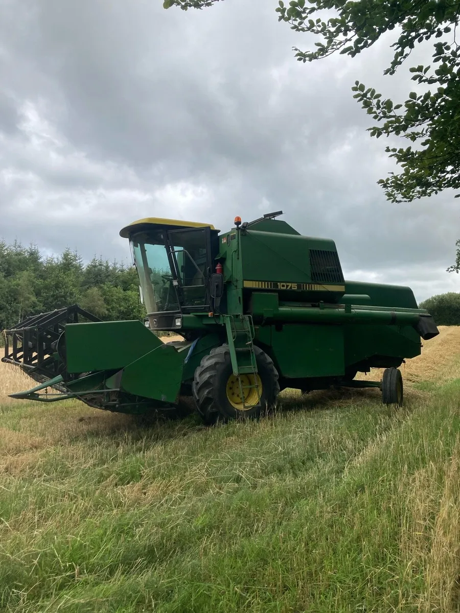 John Deere 1075 - Image 2