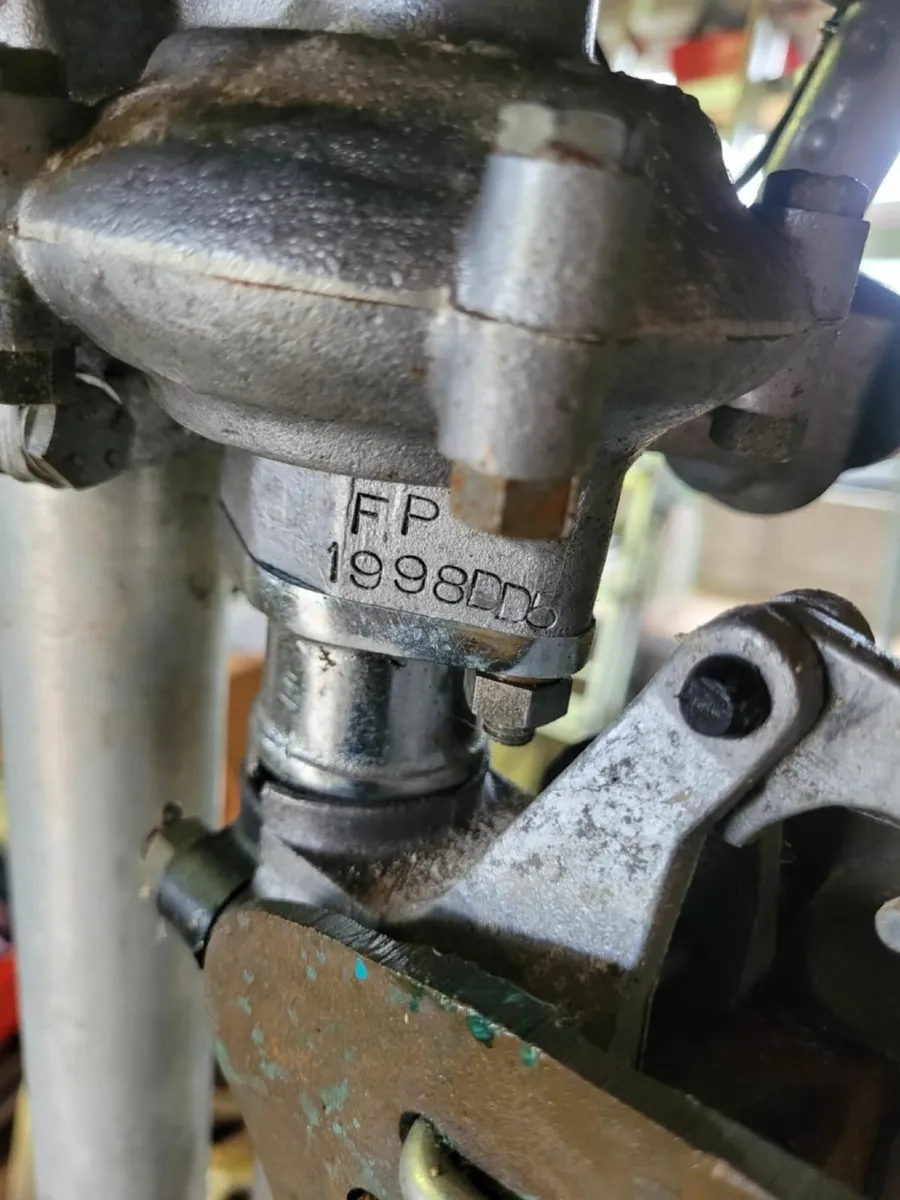 British Seagull Outboard Engine – Model 1998DD5 - Image 2