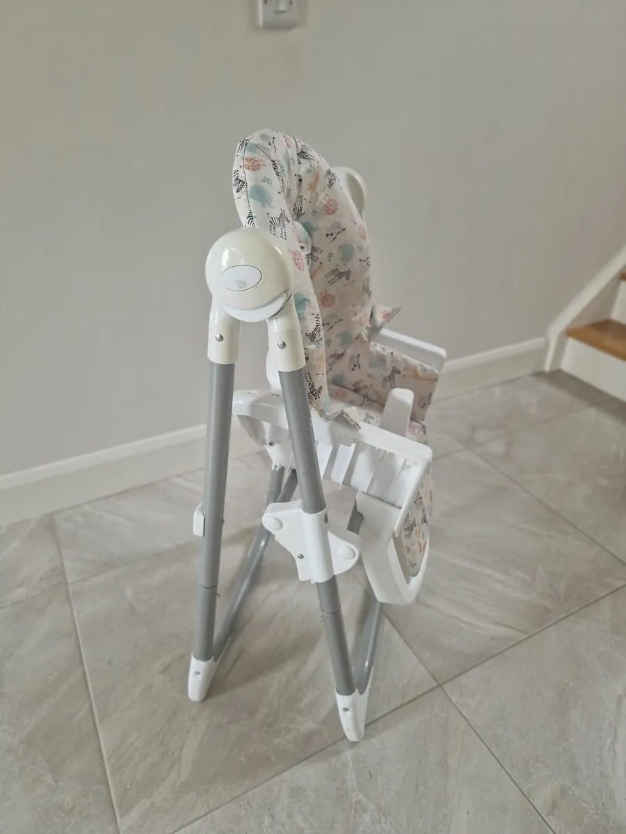 Baby  High-Chair & Play Table - Image 3