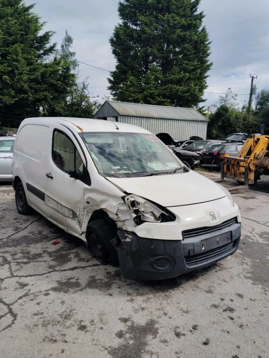 Breaking Peugeot partner 2014 - Image 1
