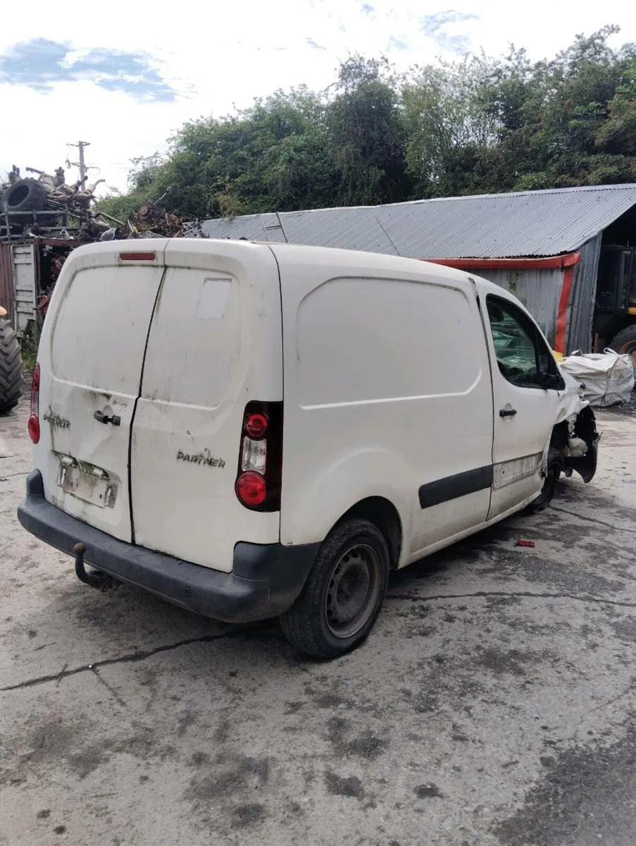 Breaking Peugeot partner 2014 - Image 4