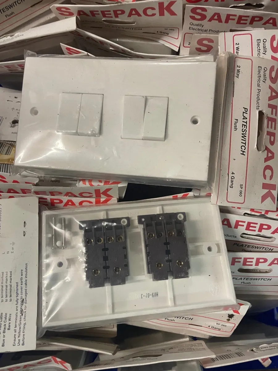 Old New Stock Job Lot of Safepack Plate switches - Image 2