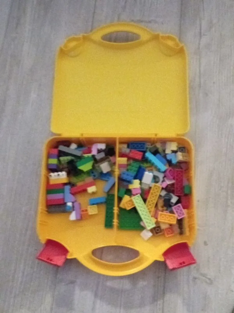 lego carry case - Image 2