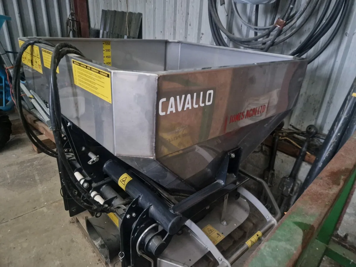 Cavallo spreader and Danso shredder - Image 1