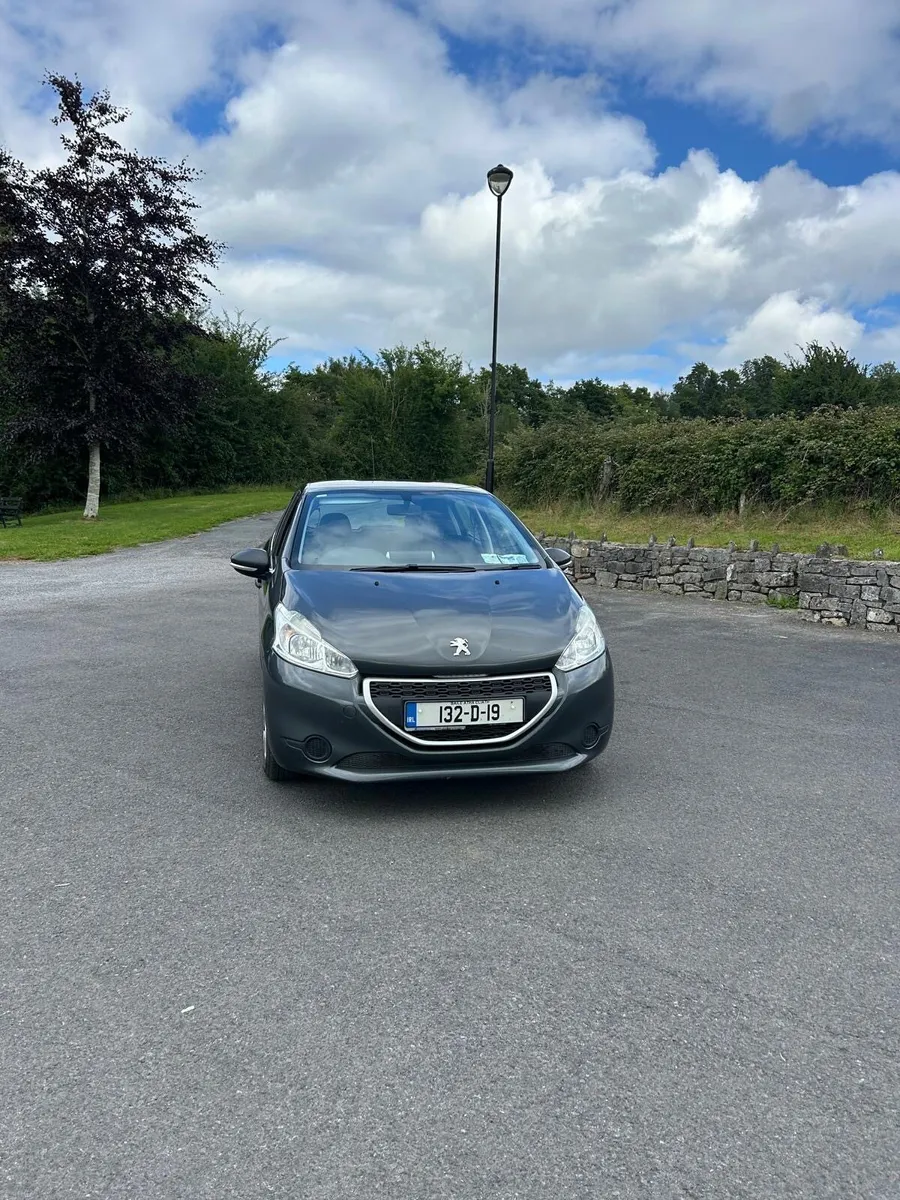 2013 Peugeot 208 - Image 2
