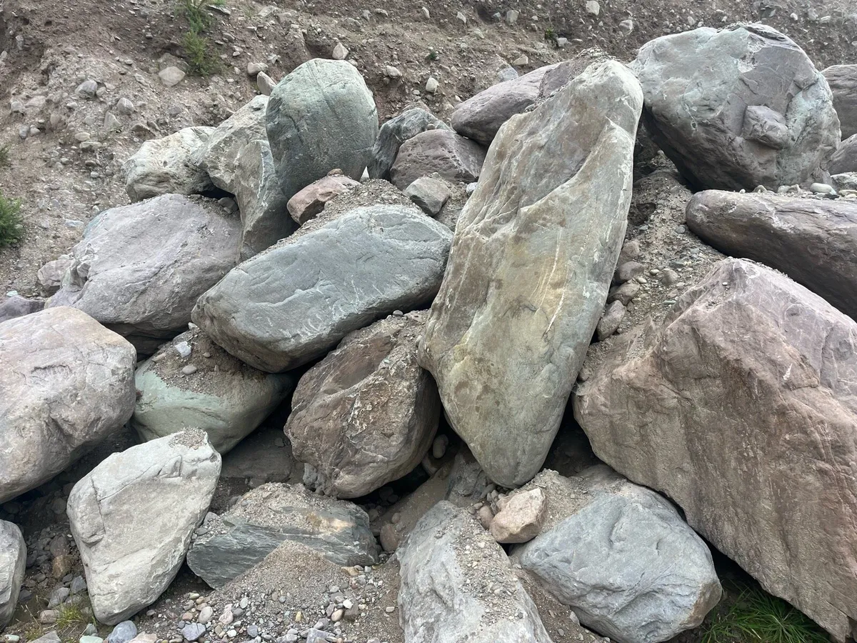 Rock - Image 2