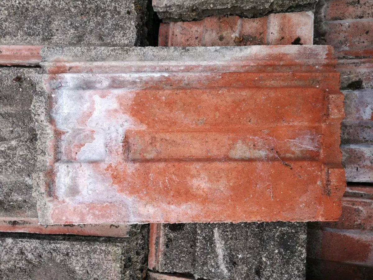 Roof tiles - Image 2